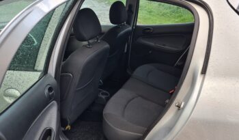 Peugeot 206 Plus full