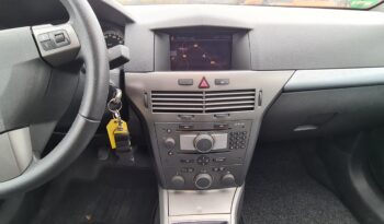 Opel Astra H full
