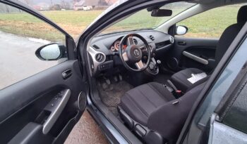 Mazda 2 full