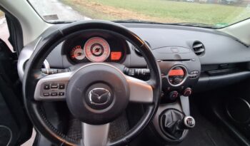 Mazda 2 full
