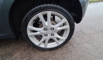 Mazda 2 full